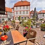 Zu Den Drei Kronen ホテル