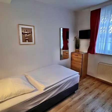 Hotel Zu Den Drei Kronen Seligenstadt