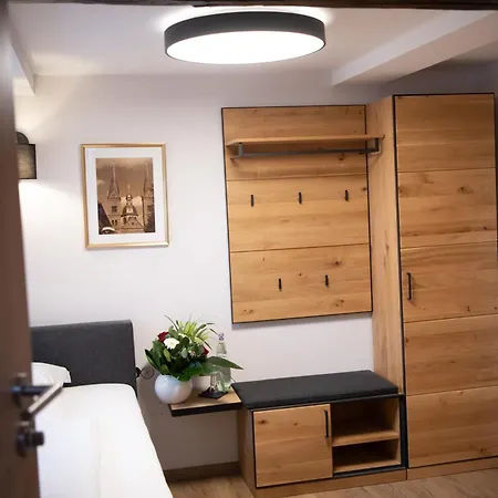 Zu Den Drei Kronen Seligenstadt