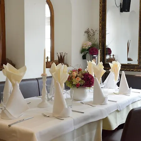 Hotel Zu Den Drei Kronen Seligenstadt