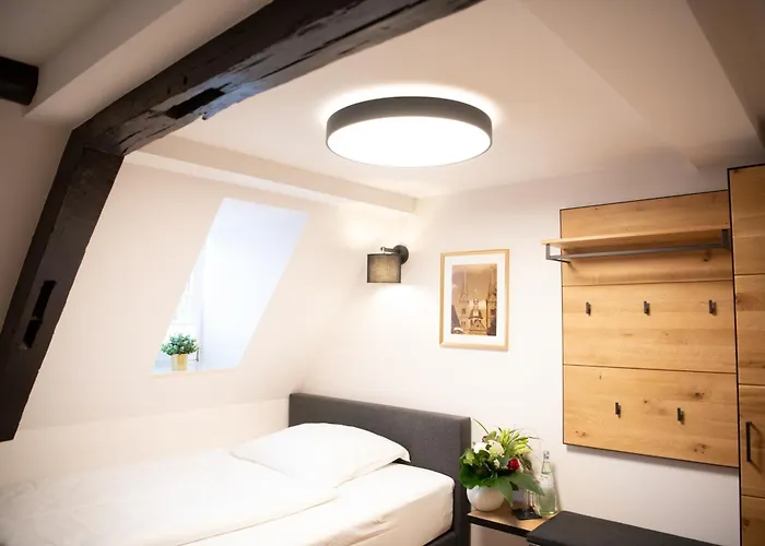 Zu Den Drei Kronen 3*