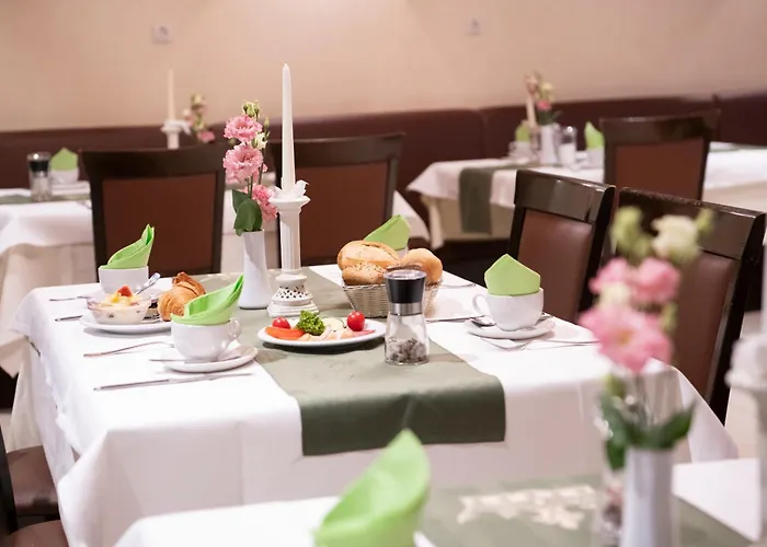 호텔 Zu Den Drei Kronen